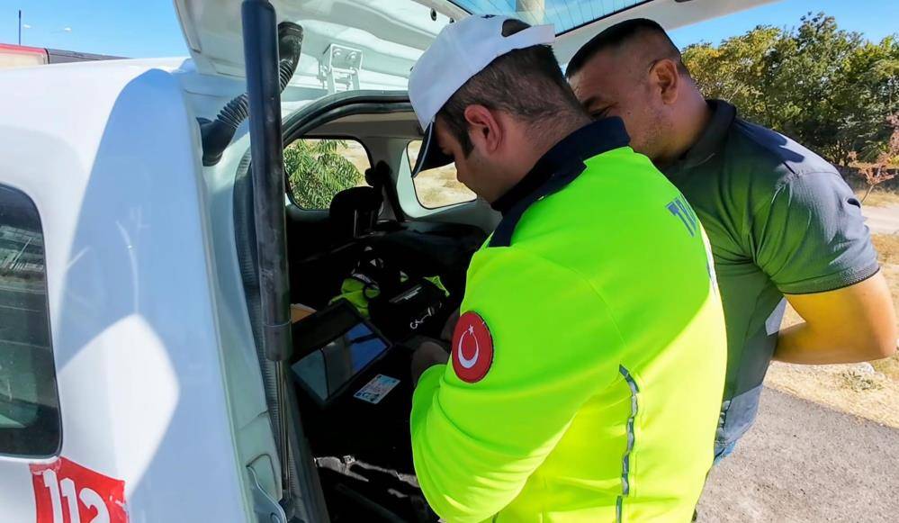 Konya yolunda denetim! Drone tespit etti, ekip cezayı yazdı 4